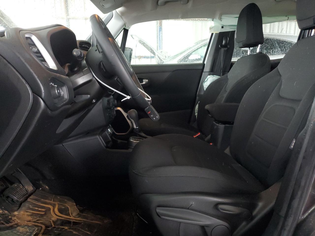 2020 Jeep Renegade - Image 7