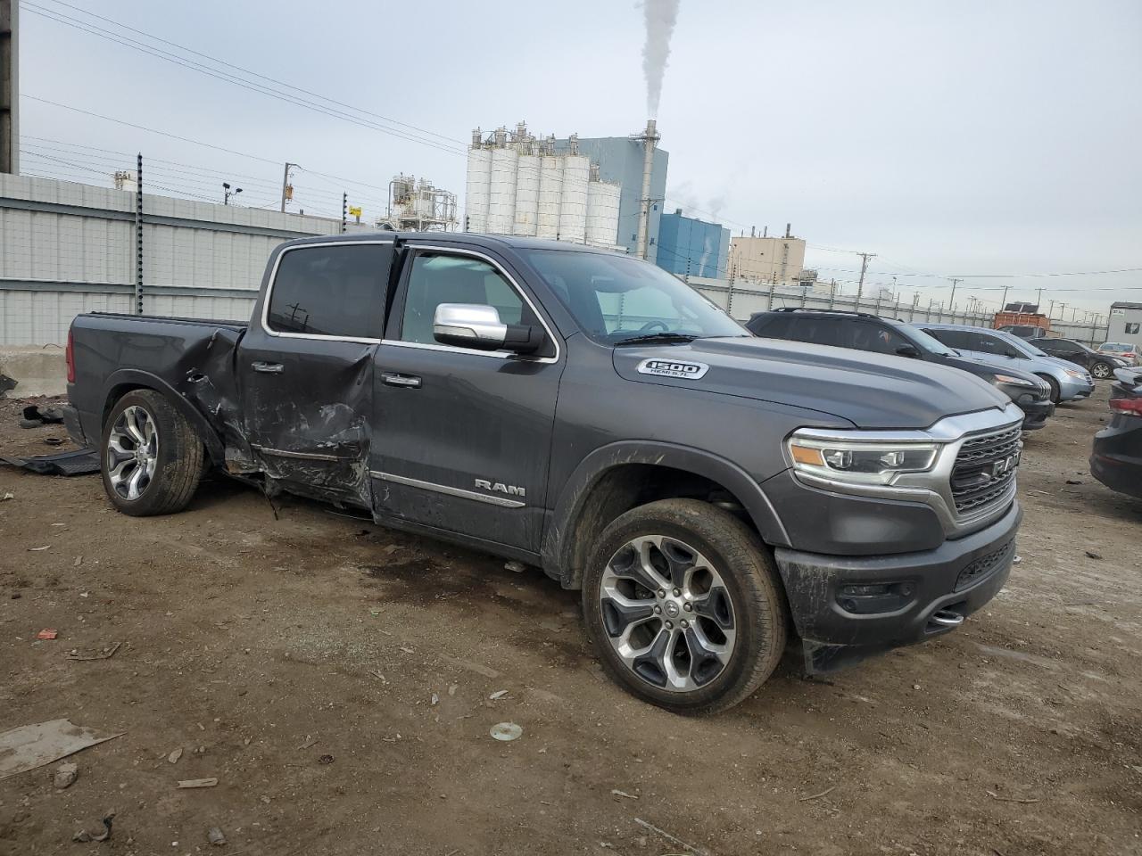 2019 RAM 1500 - Image 4