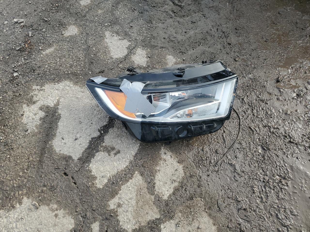 2017 Ford Edge - Image 13