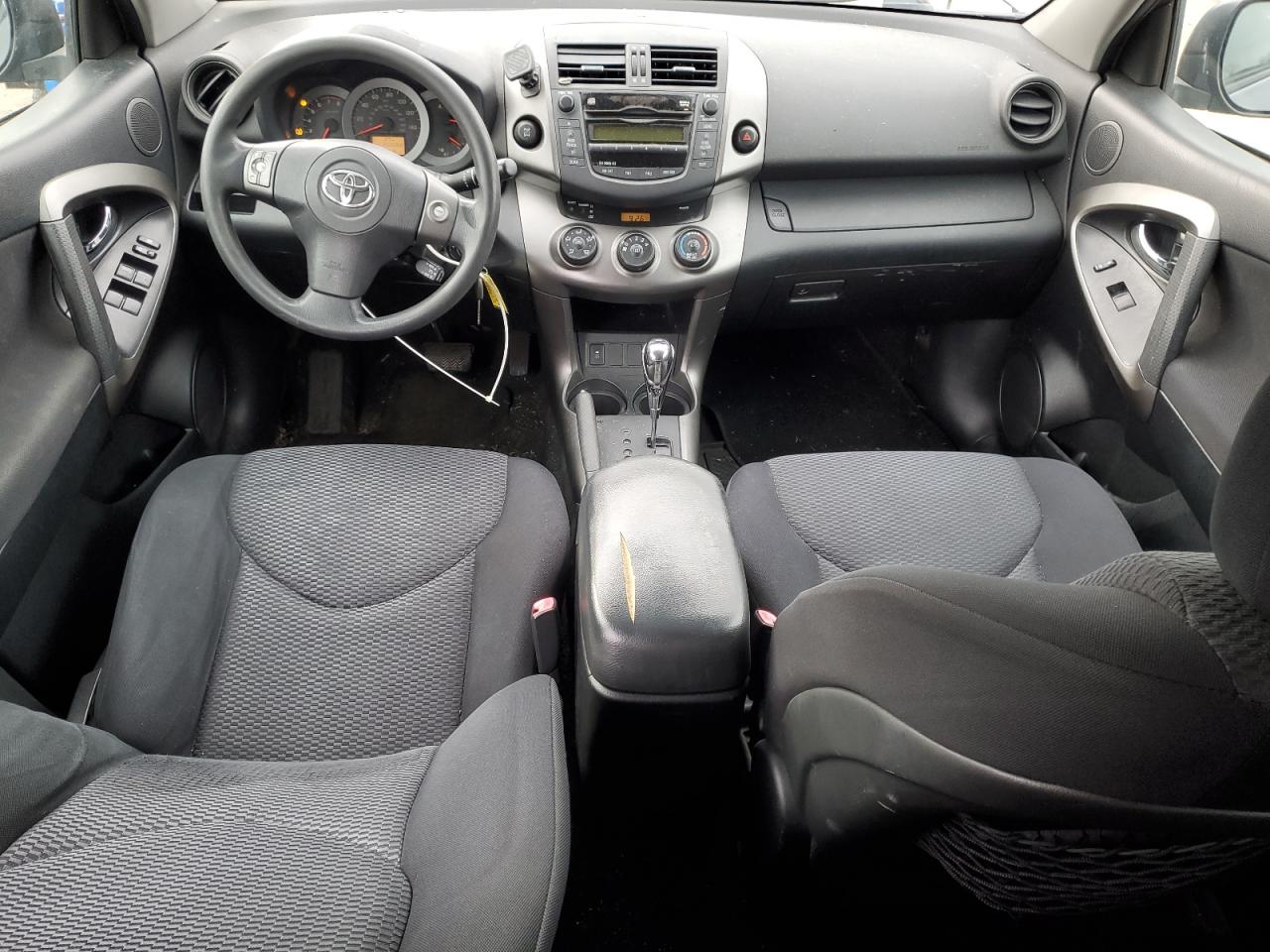 2010 Toyota RAV 4 - Image 8