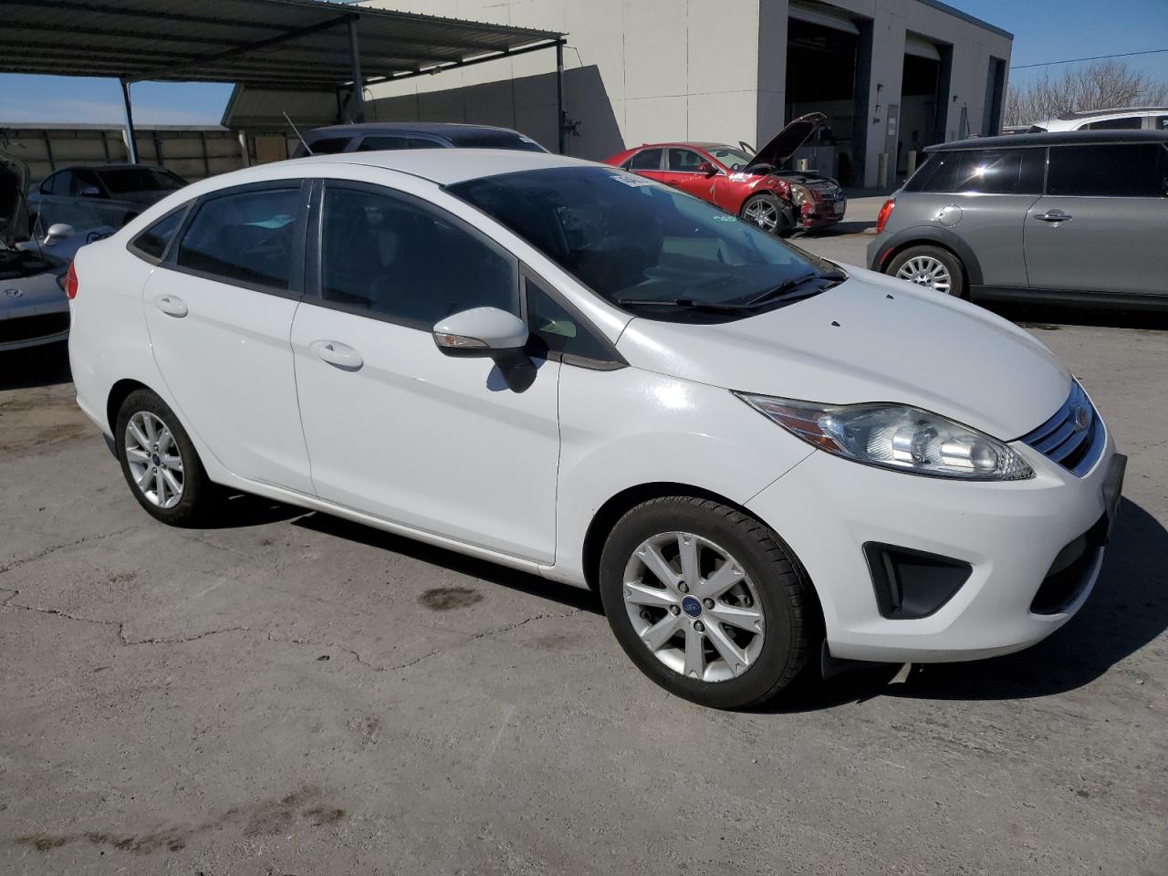 2013 Ford Fiesta - Image 4