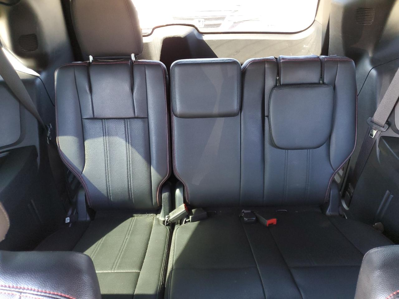 2019 Dodge Caravan - Image 10