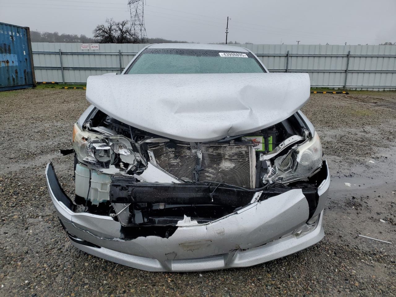 2014 Toyota Camry - Image 5
