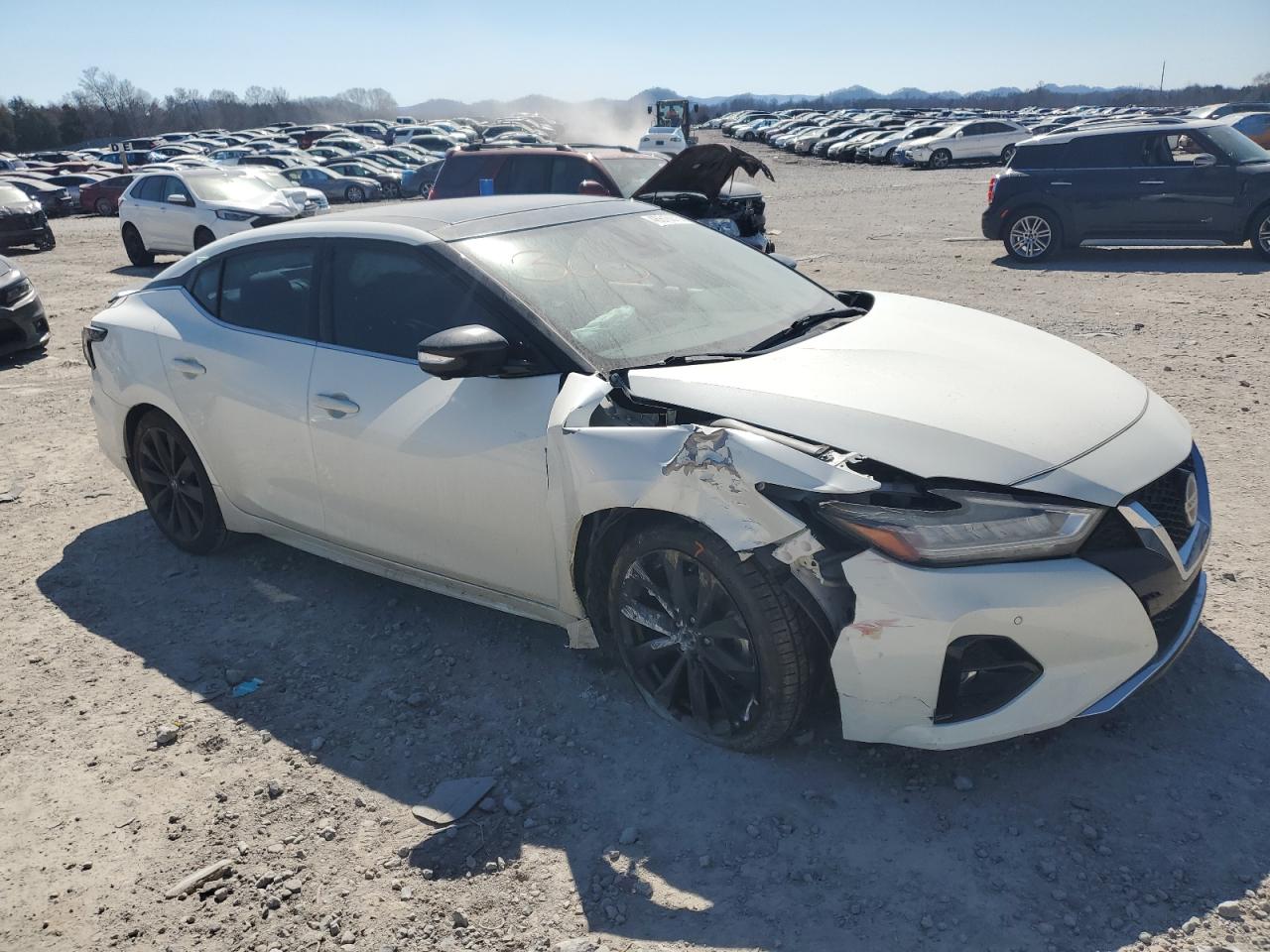 2019 Nissan Maxima - Image 4