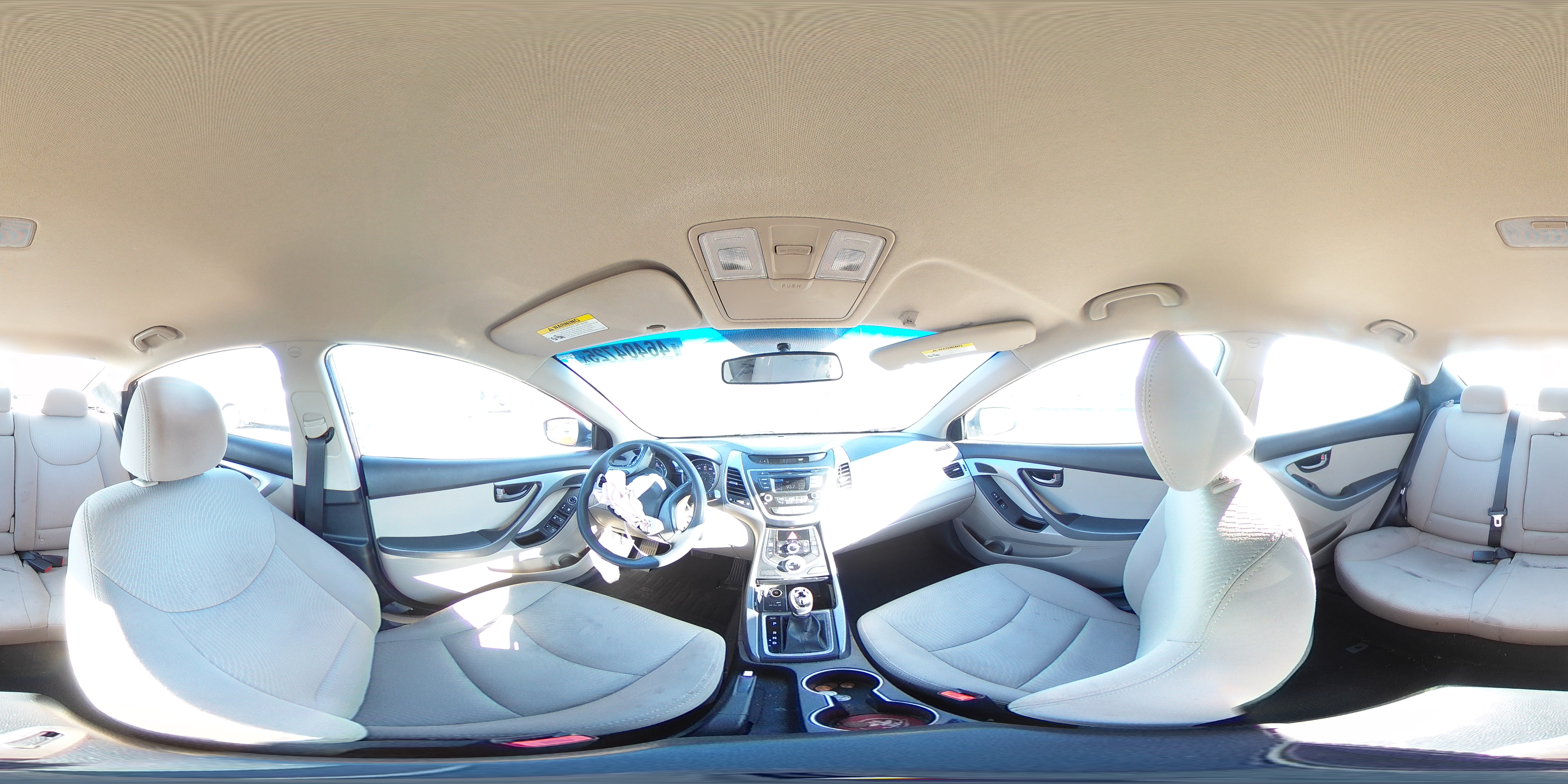 2014 Hyundai Elantra - Image 13