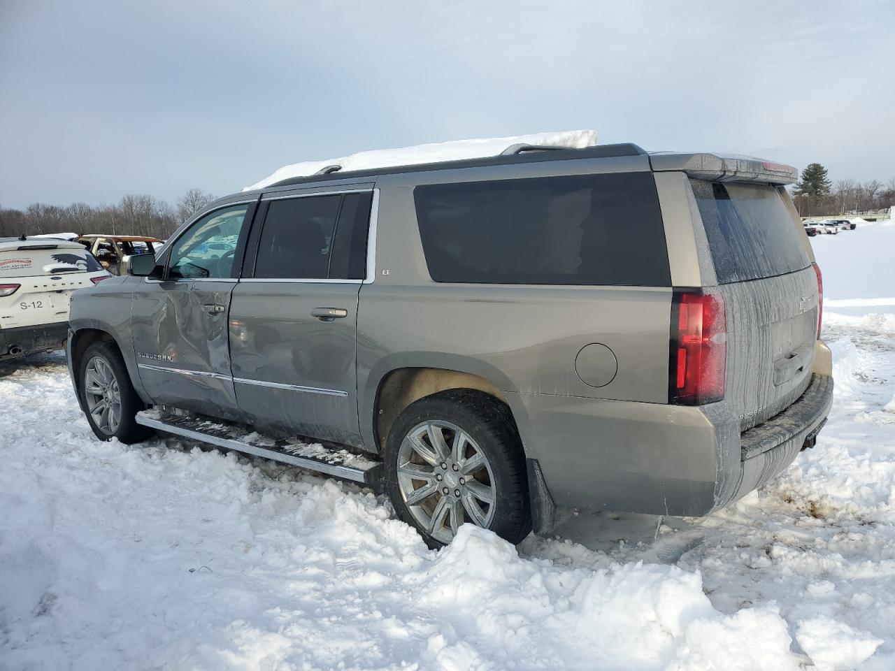 2019 Chevrolet Suburban - Image 2