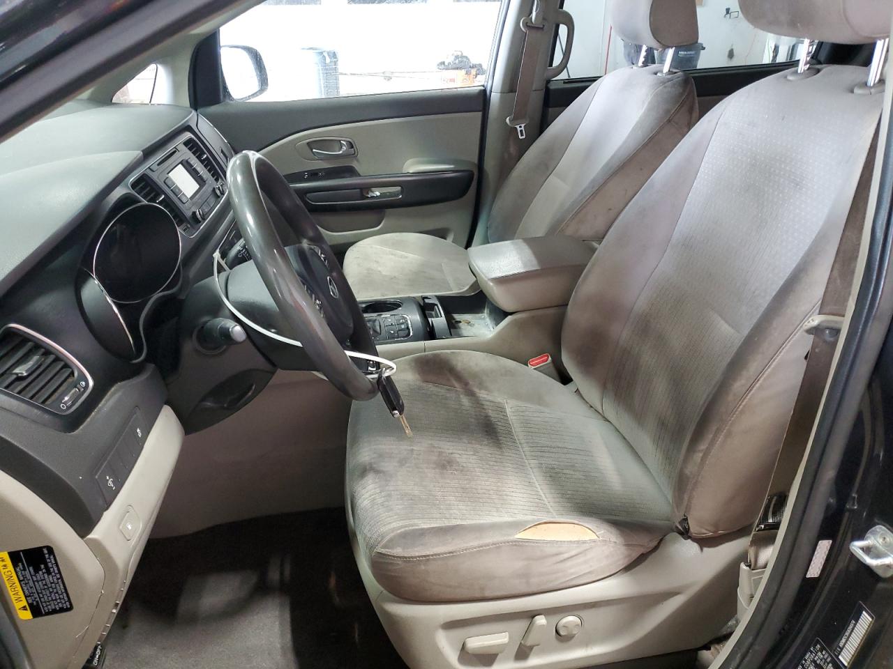2016 Kia Sedona - Image 7