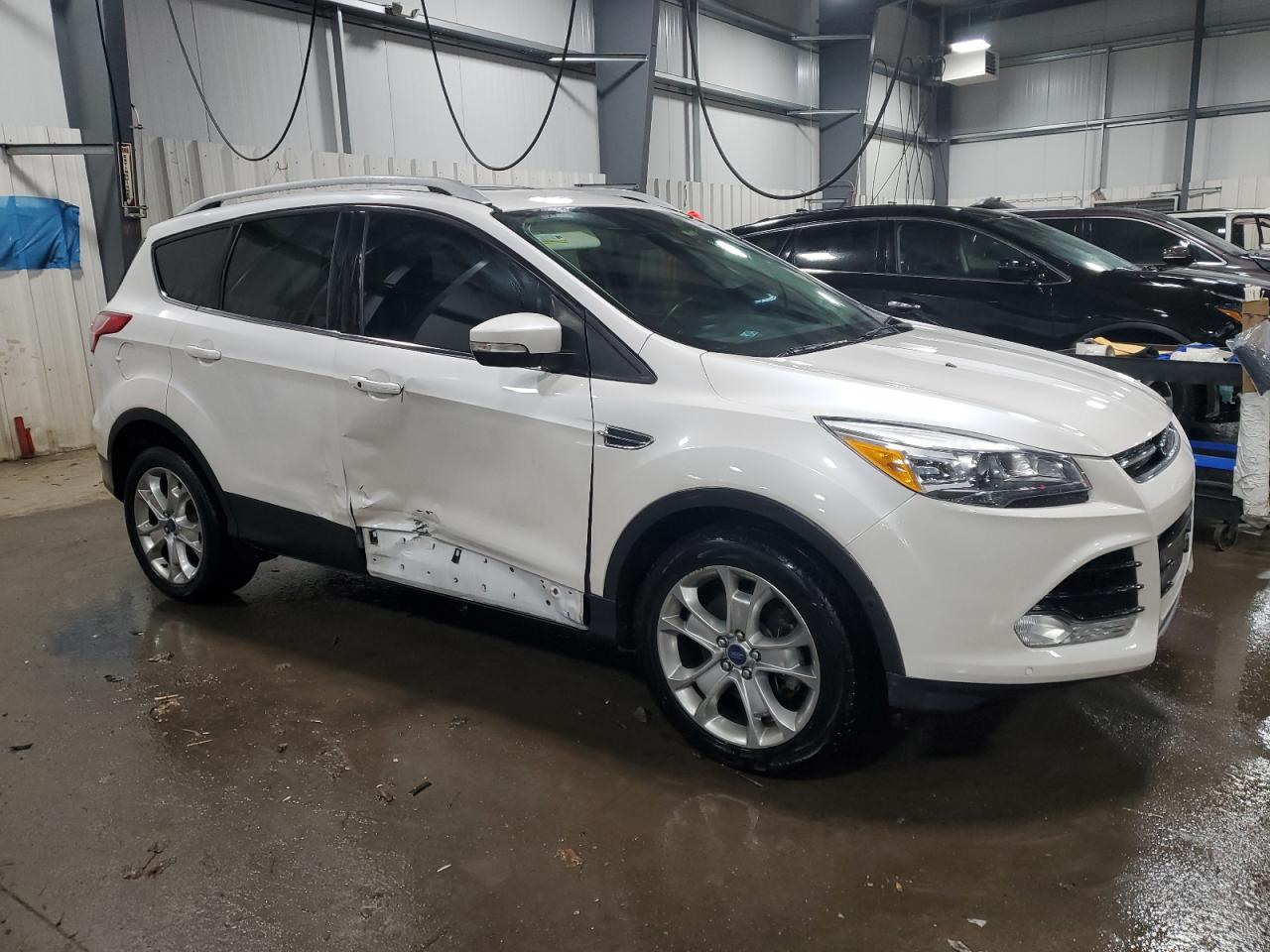 1FMCU9J99GUB20719 FORD ESCAPE 2016