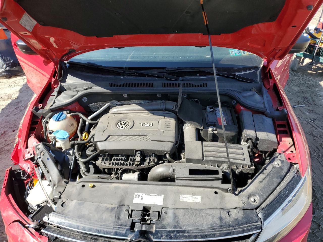 2015 Volkswagen Jetta - Image 11