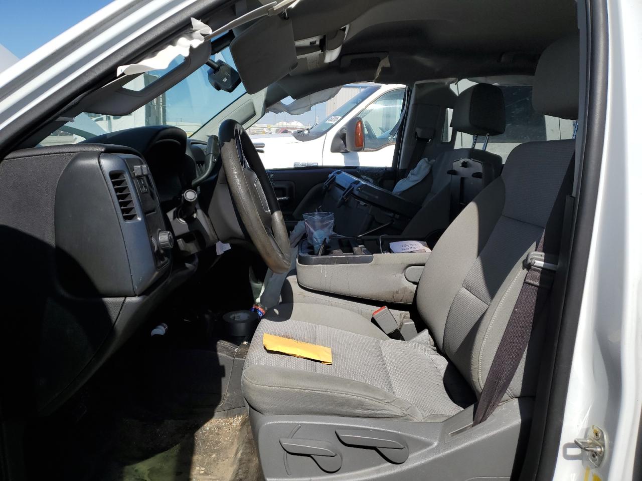 2017 GMC Sierra K2500 Heavy Duty VIN: 1GT12REY6HF160653 Lot: 46094385