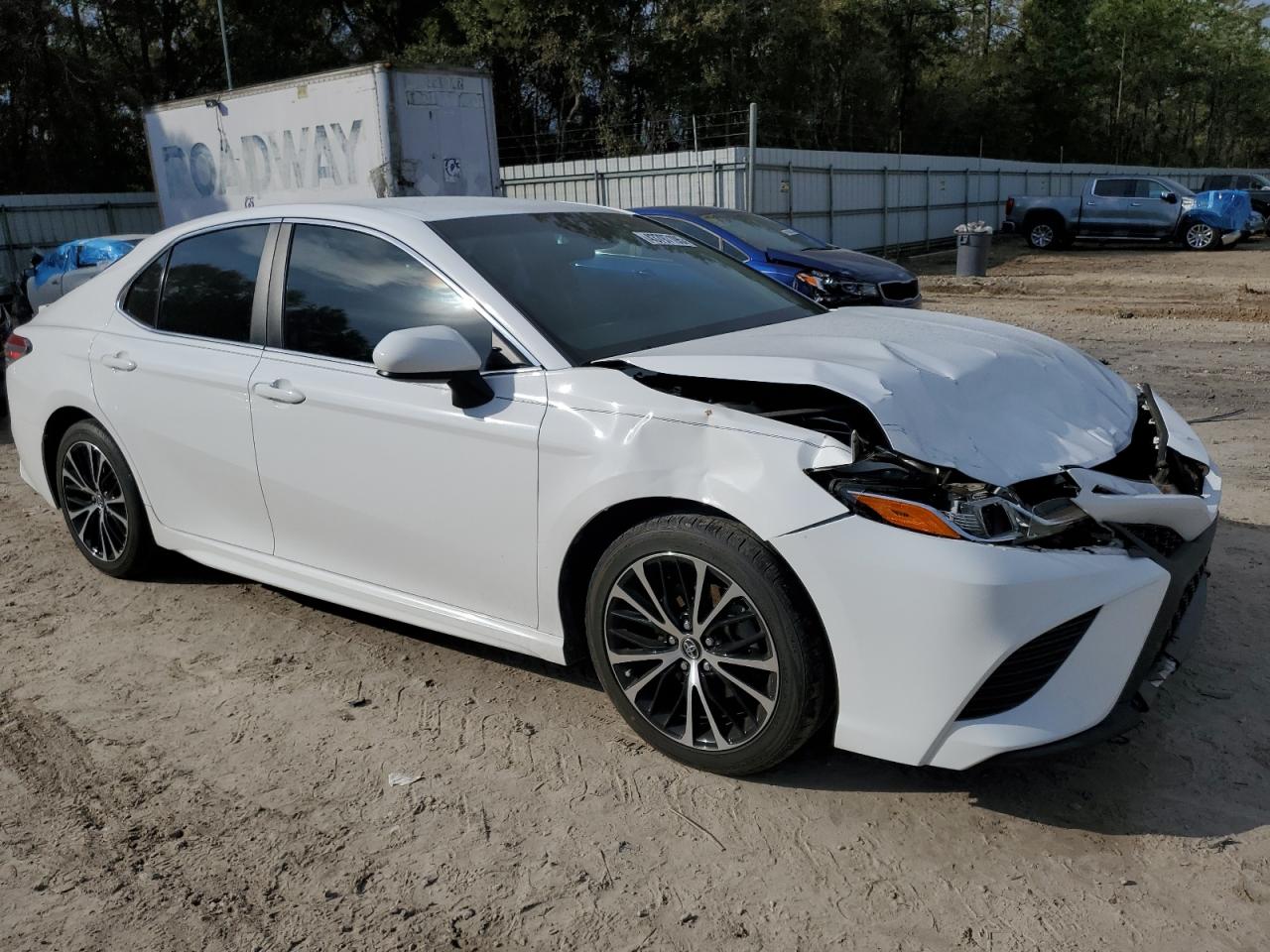 2018 Toyota Camry - Image 4