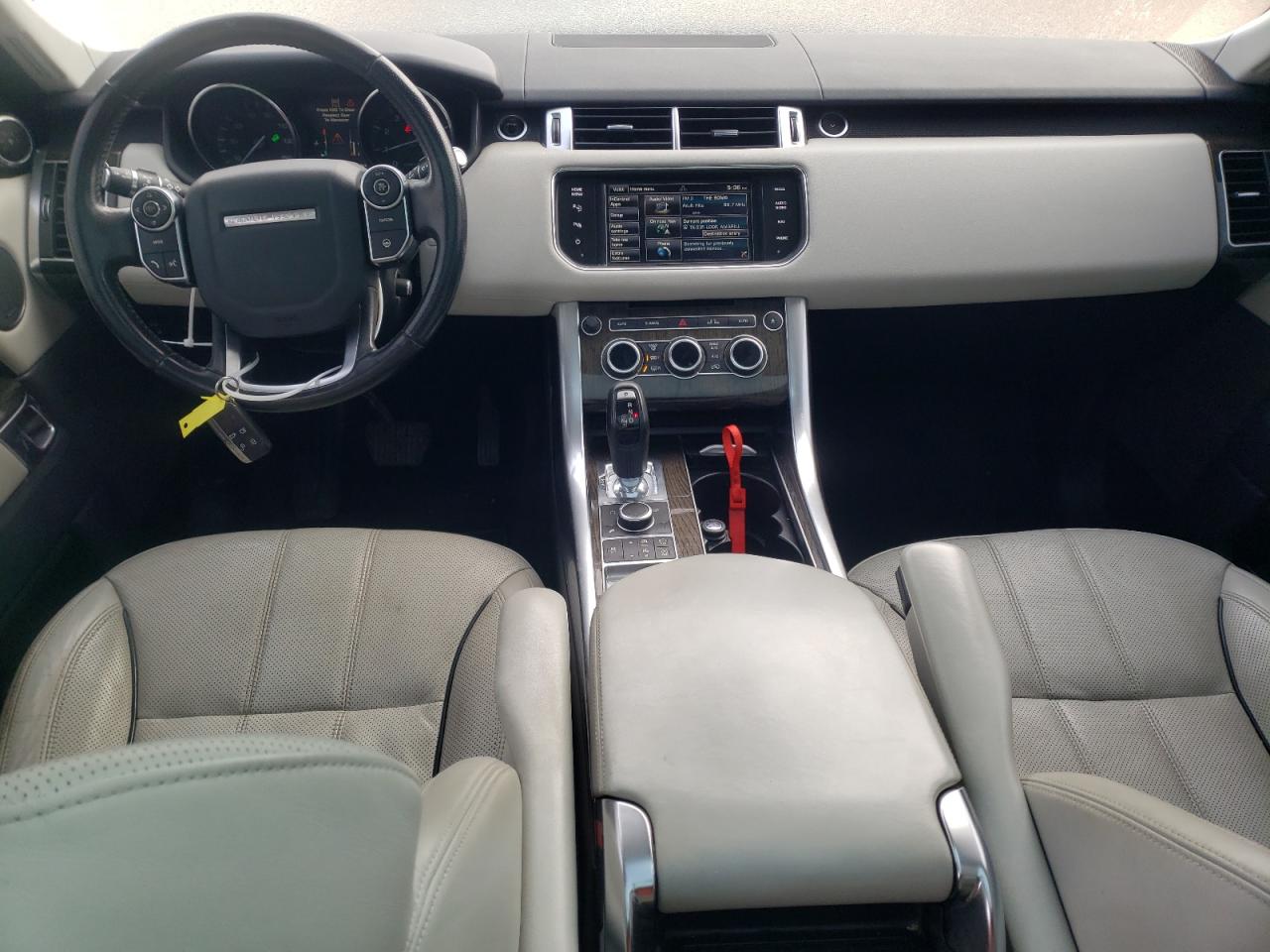 2015 Land Rover Range Rover - Image 8