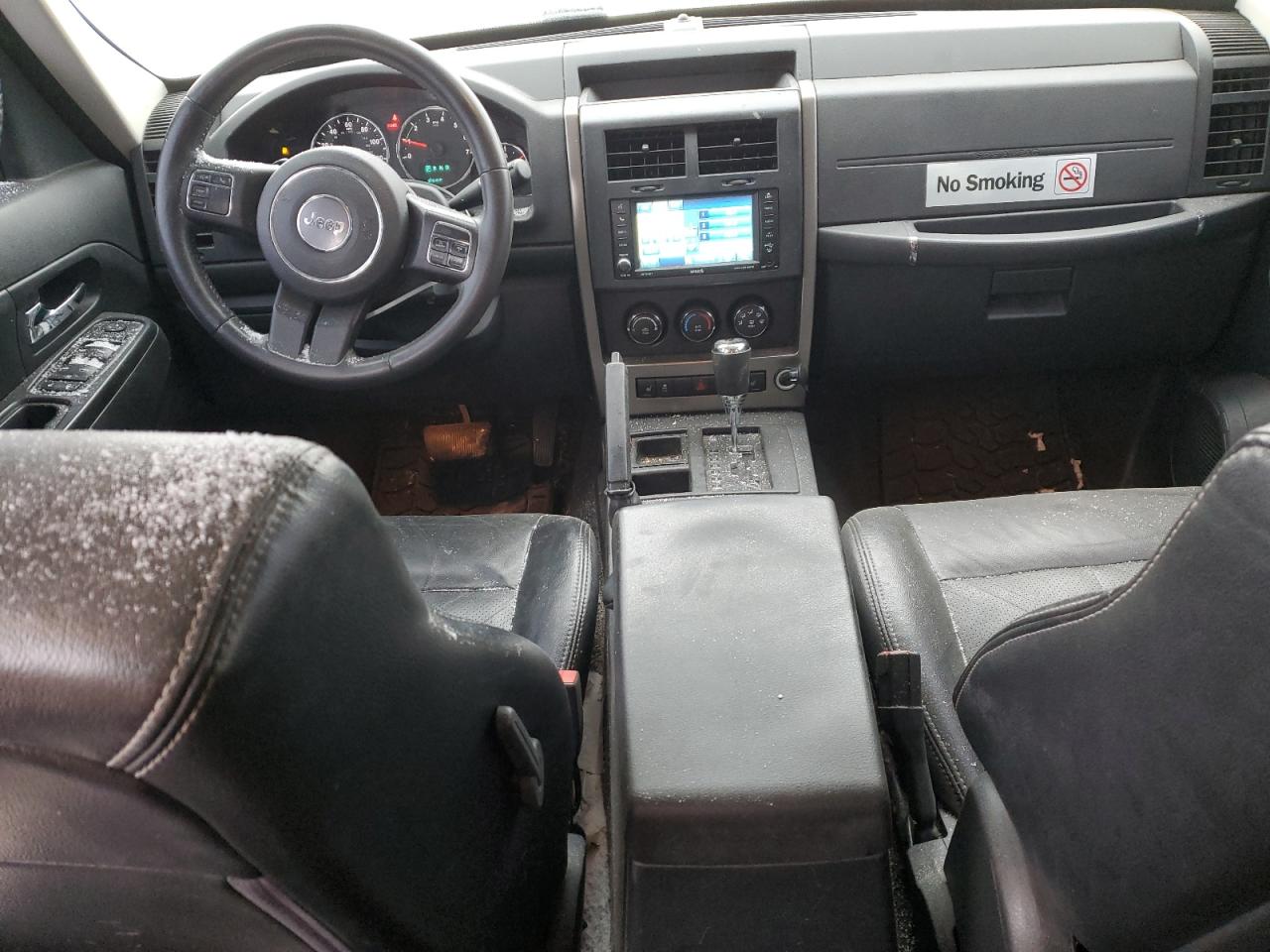 2012 Jeep Liberty (North America) - Image 8