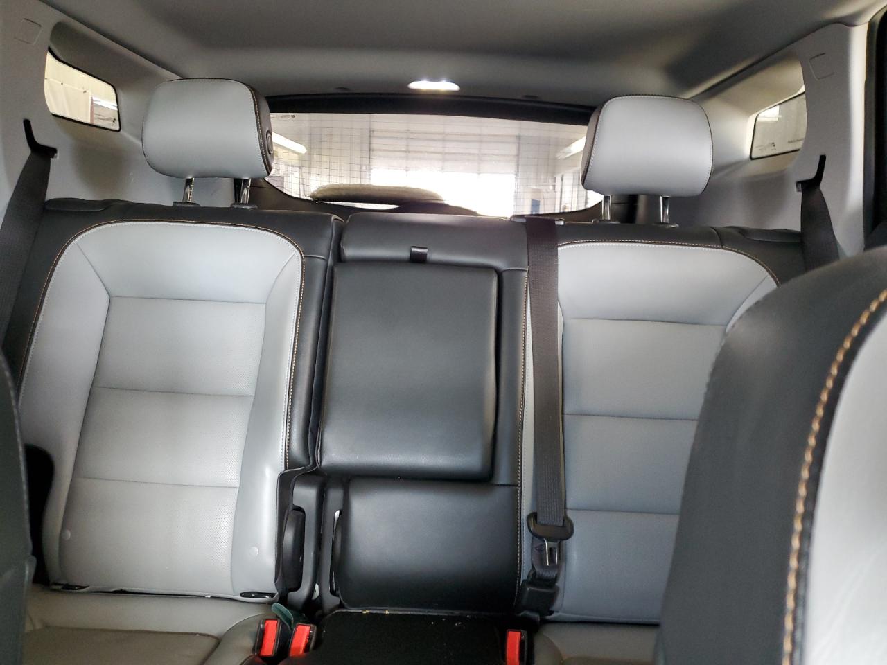 2018 GMC Terrain - Image 10