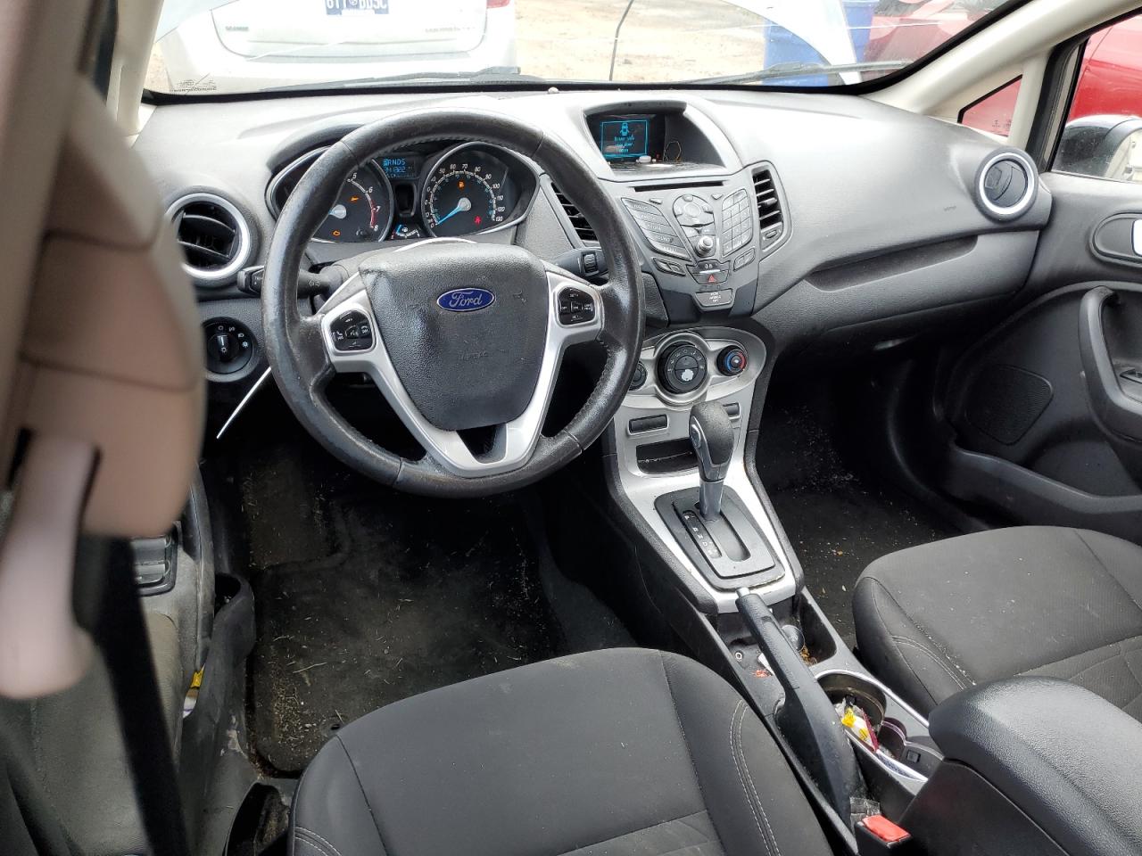 2016 Ford Fiesta - Image 8