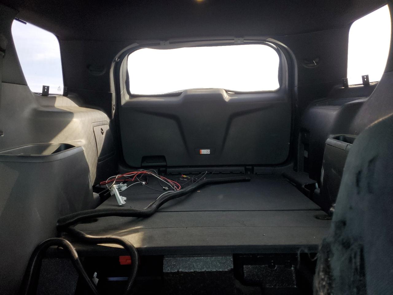 2016 Ford Explorer - Image 10