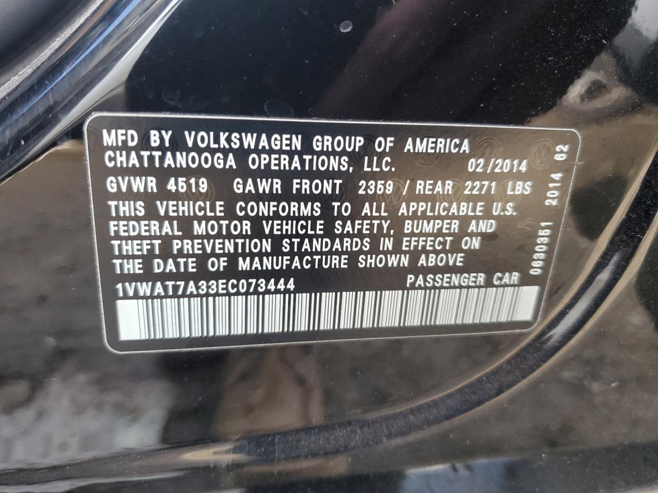 2014 Volkswagen Passat - Image 14