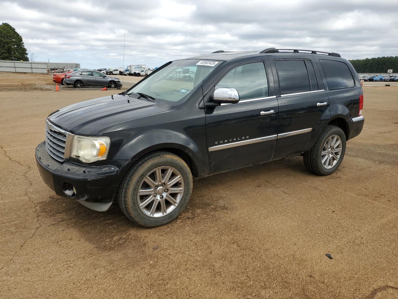 2007 Chrysler Aspen - Image 1