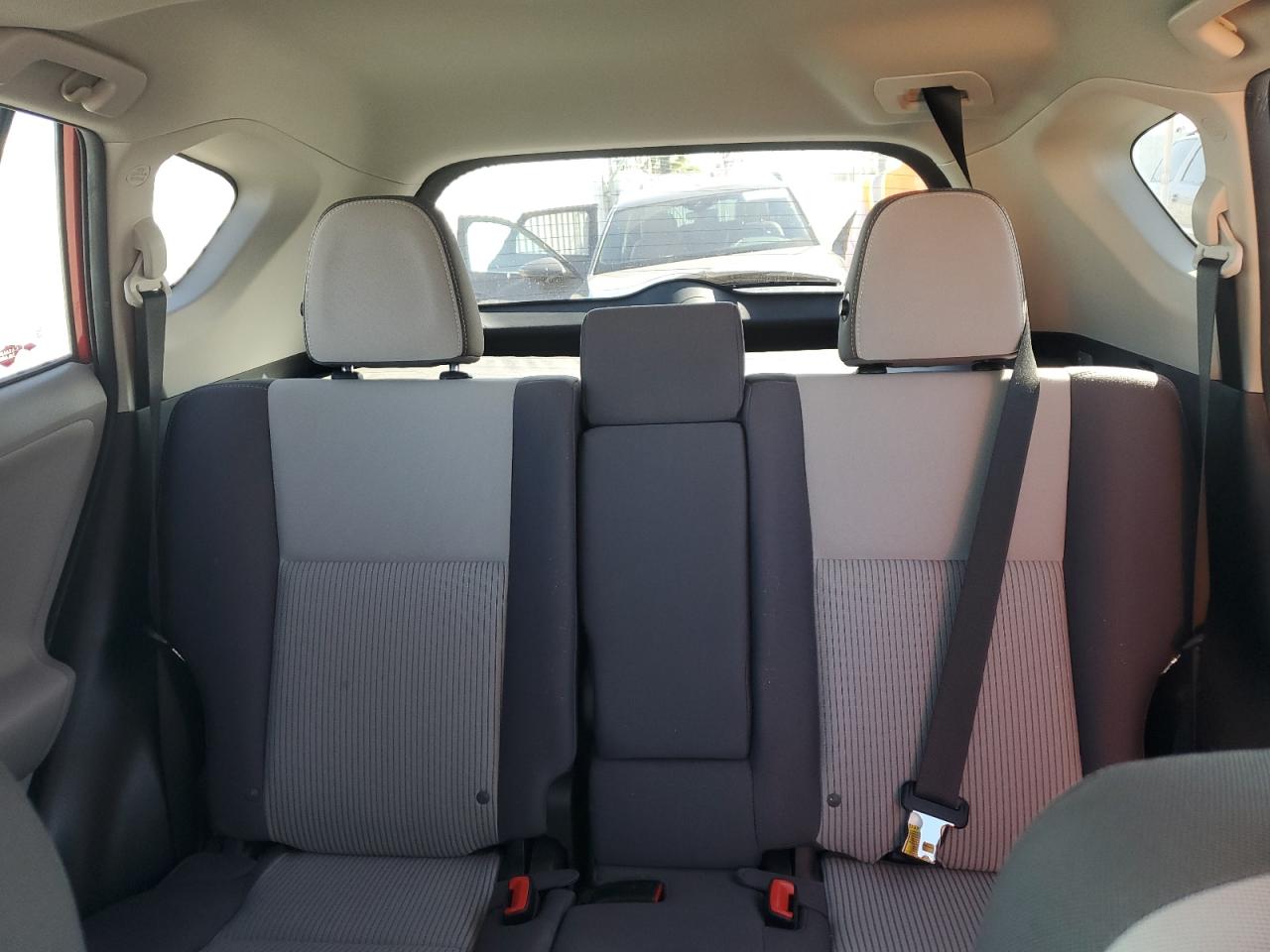 2013 Toyota RAV 4 - Image 10