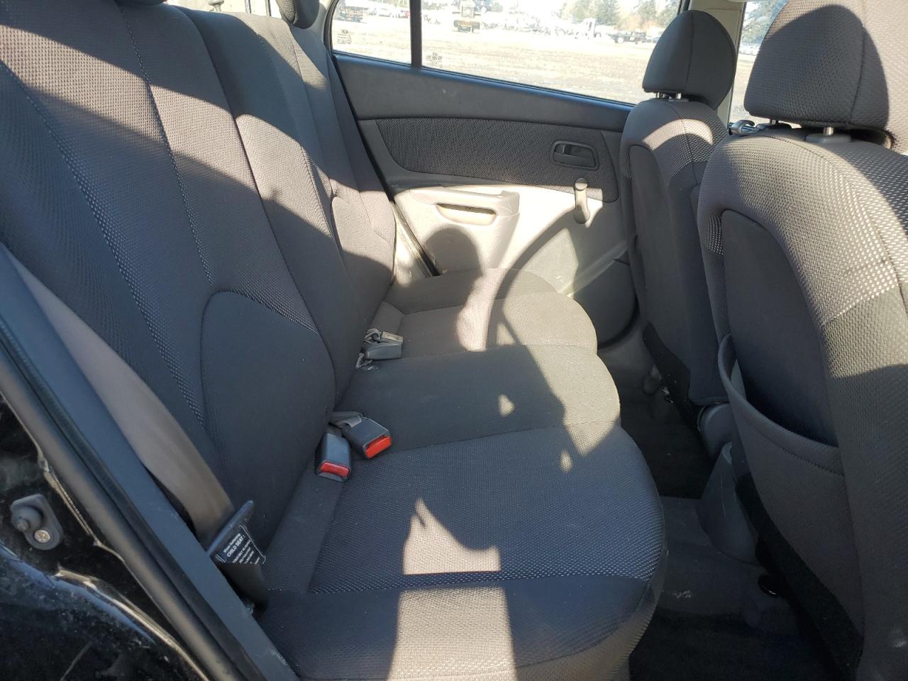 2008 Kia Rio - Image 10