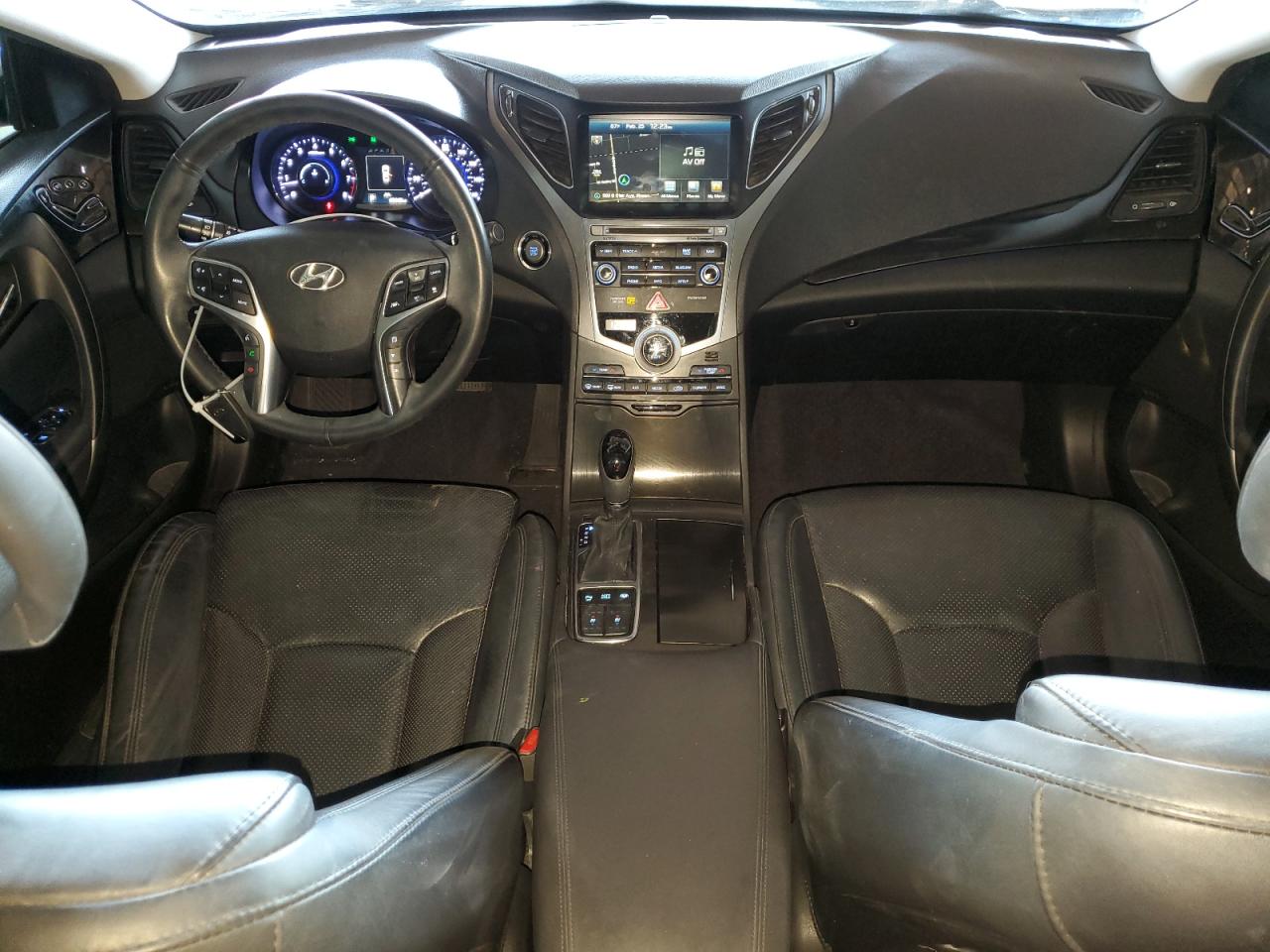 2016 Hyundai Azera - Image 8