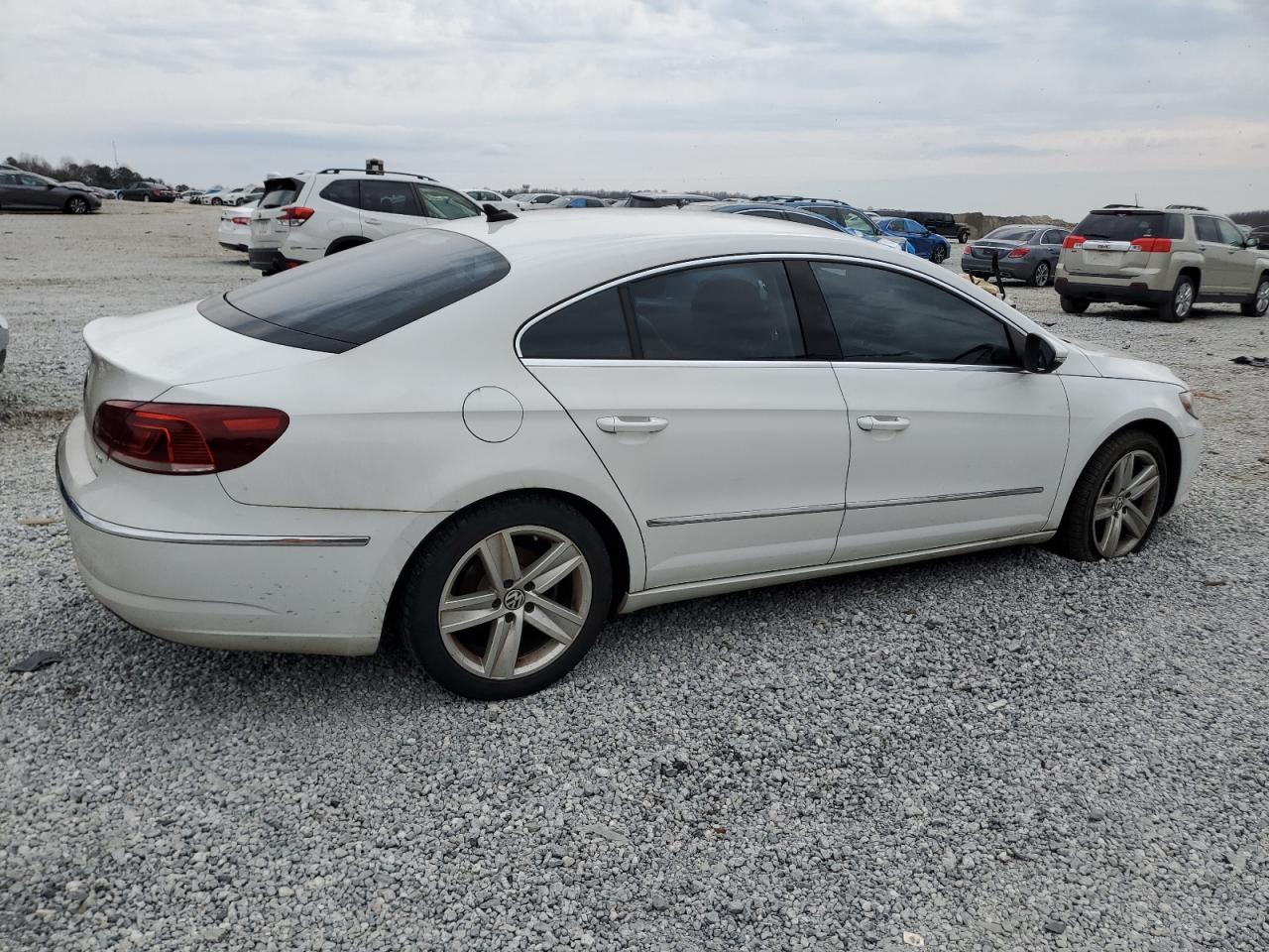 2015 Volkswagen Passat CC - Image 3