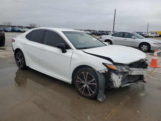  TOYOTA CAMRY 2020 Белый