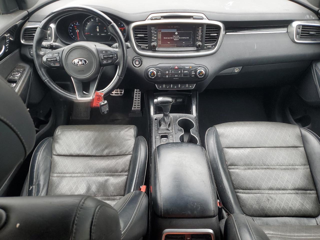 2017 Kia Sorento - Image 8