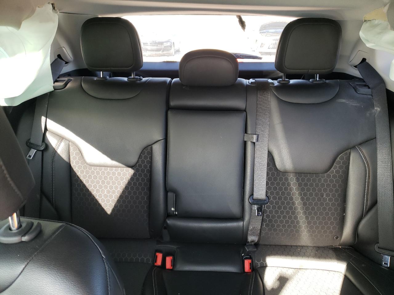 2020 Jeep Compass - Image 10