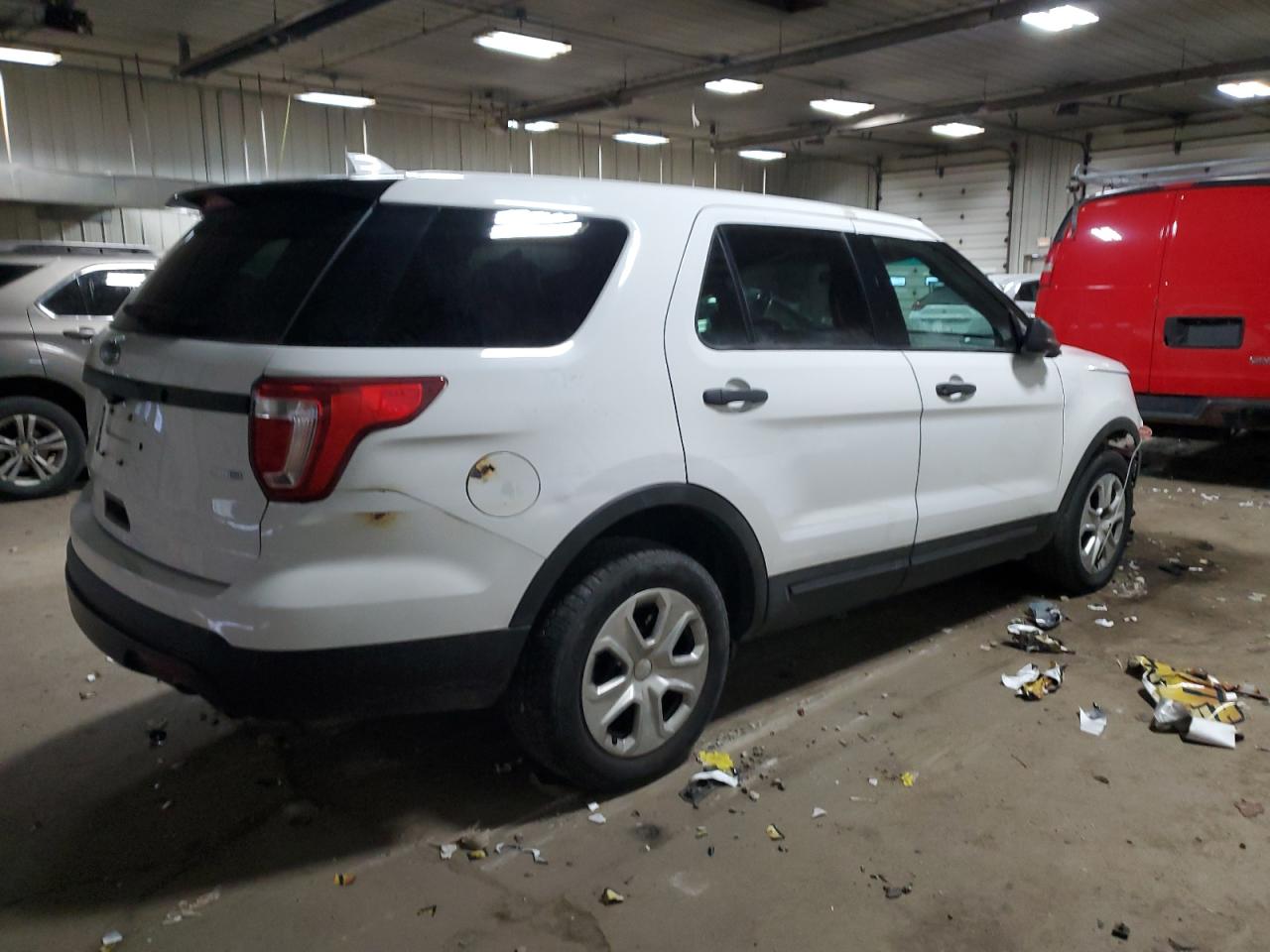 2016 Ford Explorer - Image 3