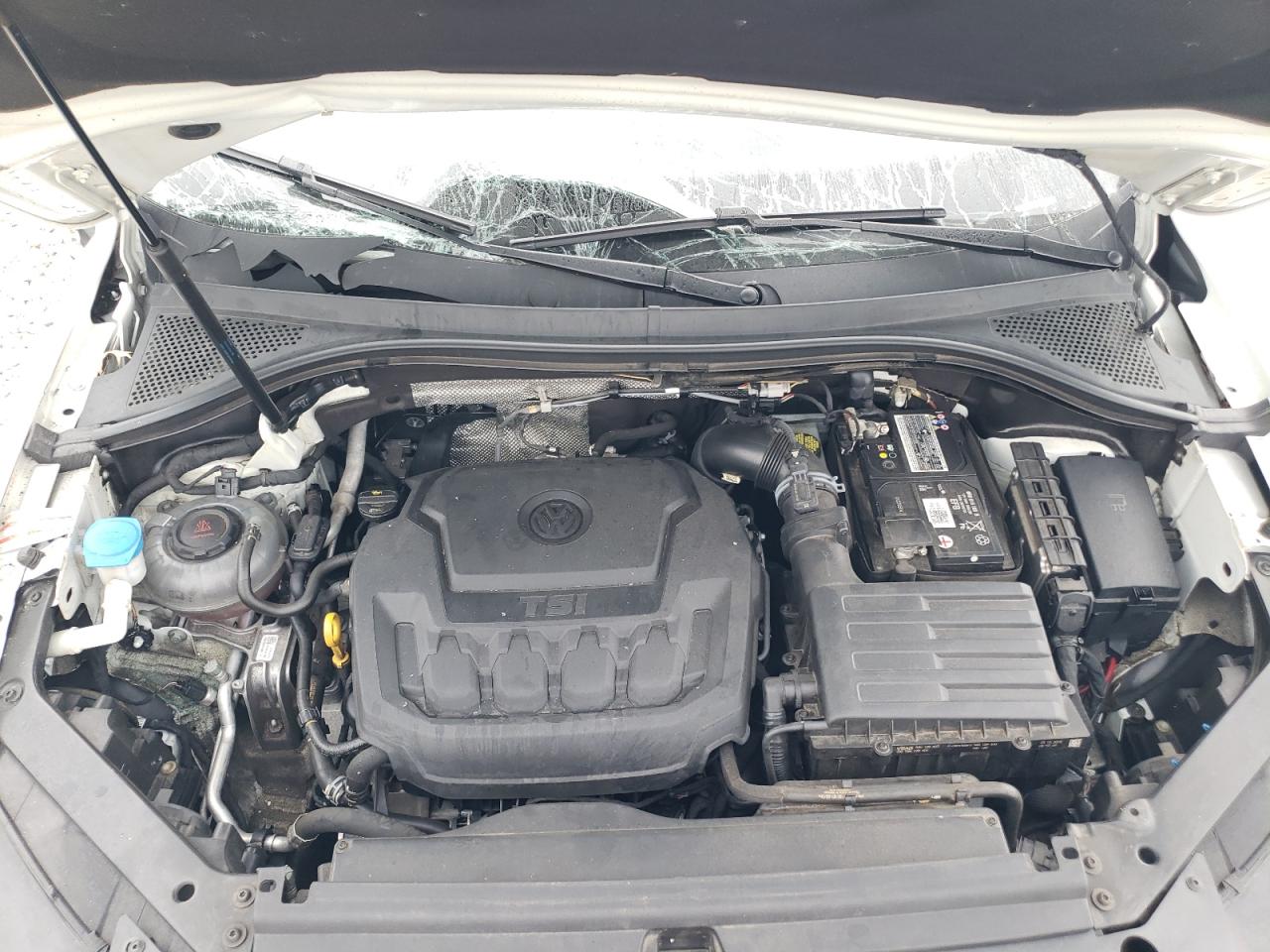 2019 Volkswagen Tiguan - Image 12