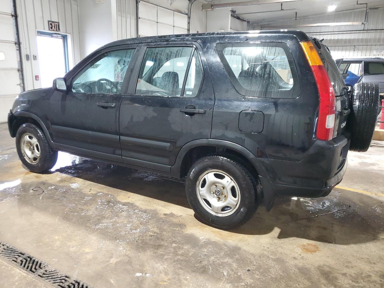 2004 Honda CR-V - Image 2