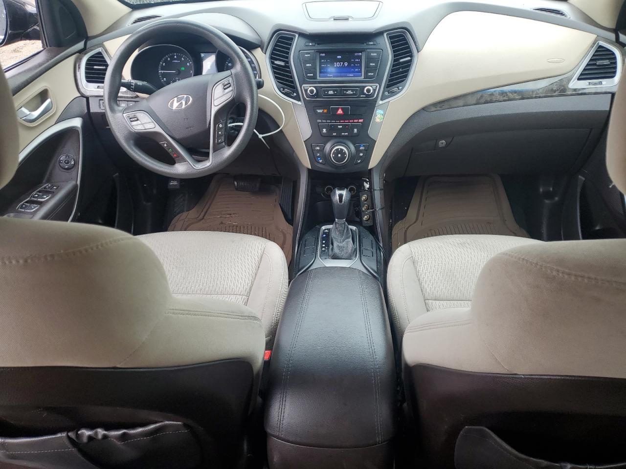 2017 Hyundai Santa Fe - Image 8