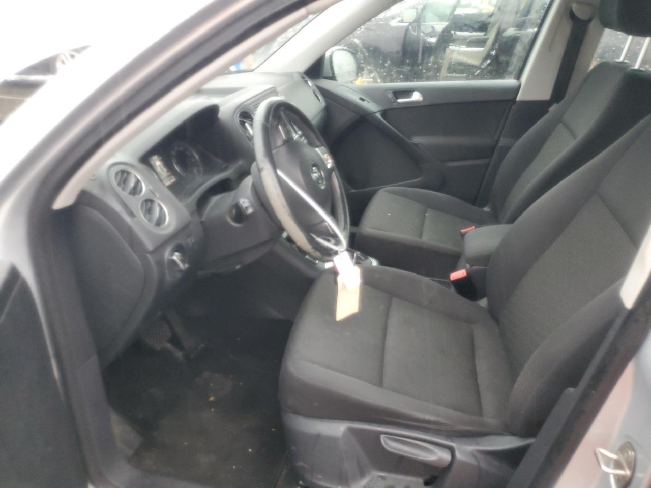 2015 Volkswagen Tiguan - Image 7