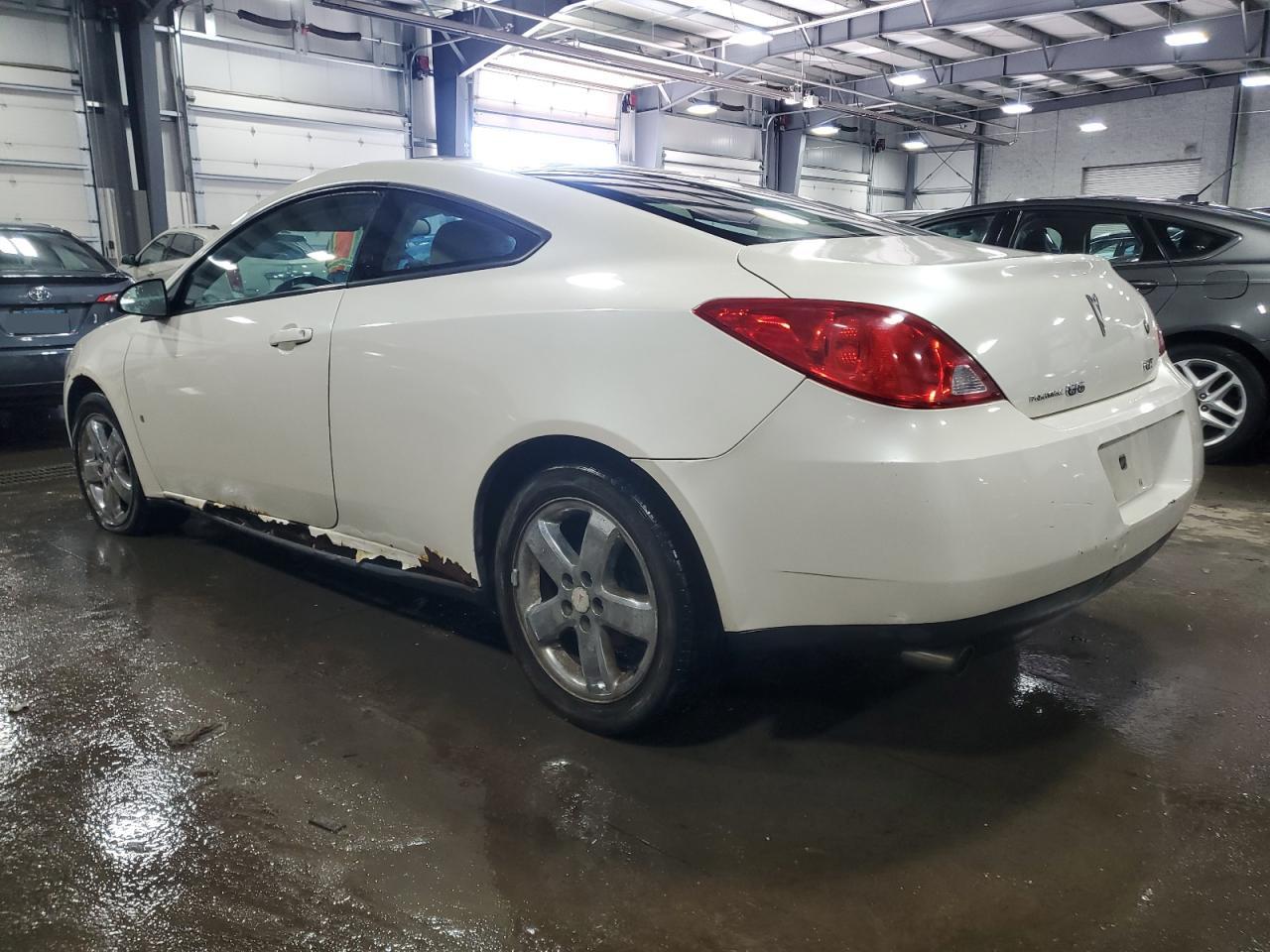 2008 Pontiac G6 - Image 2