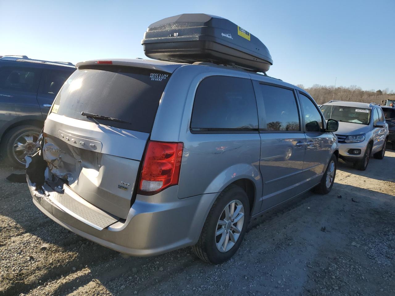 2016 Dodge Caravan - Image 3