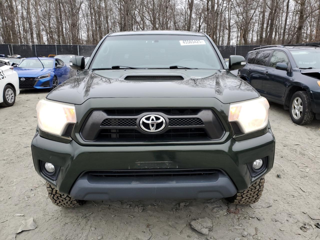 2014 Toyota Tacoma - Image 5