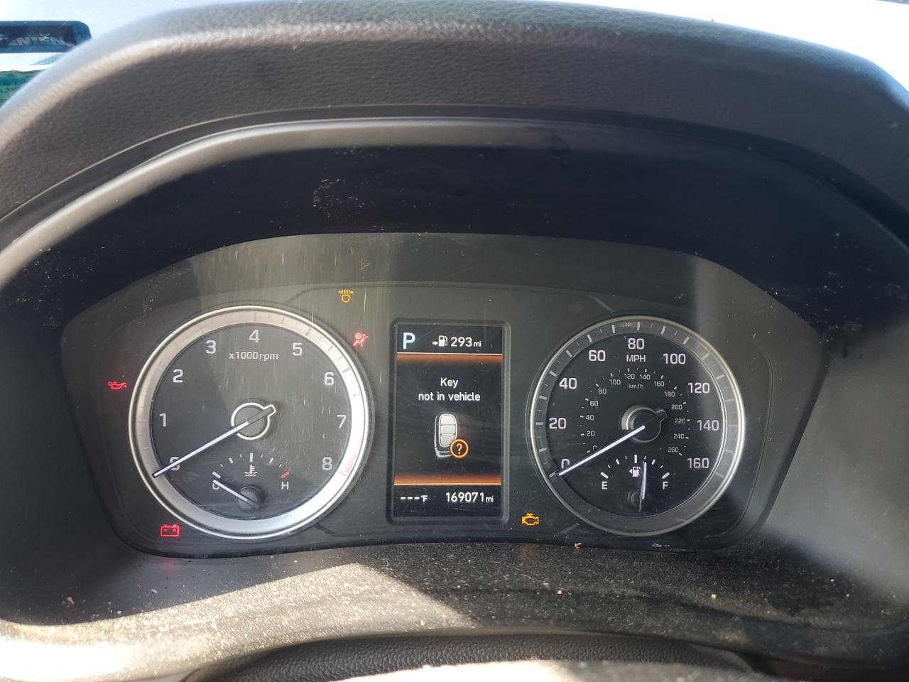 2018 Hyundai Sonata - Image 9