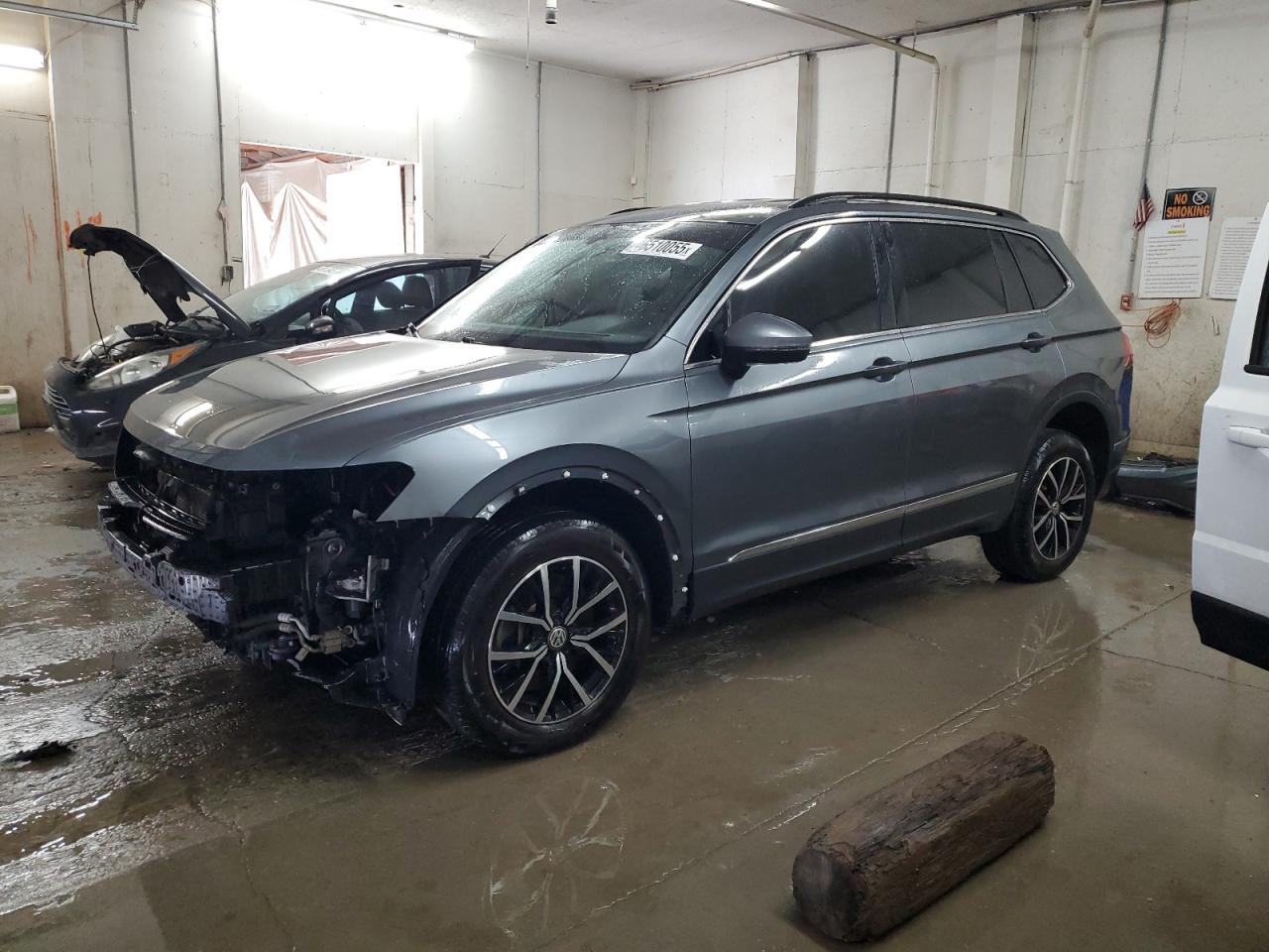 2021 Volkswagen Tiguan - Image 1