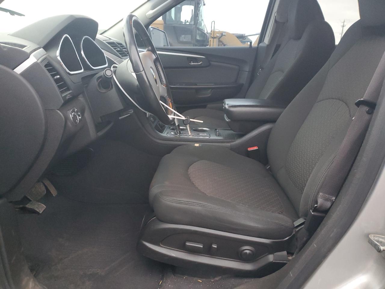 2012 Chevrolet Traverse - Image 7