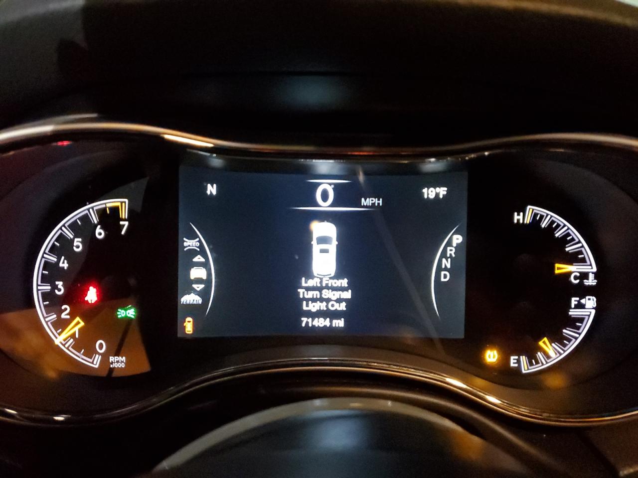2016 Jeep Grand Cherokee - Image 9
