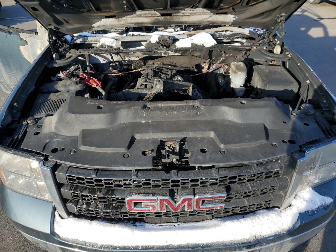 2011 GMC Sierra - Image 12
