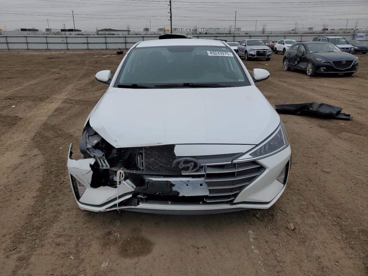 2019 Hyundai Elantra - Image 5