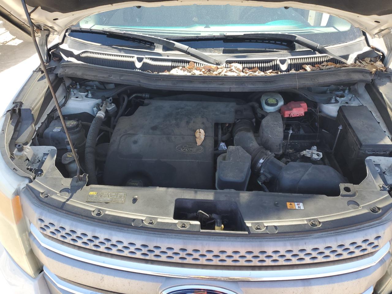 2011 Ford Explorer - Image 12