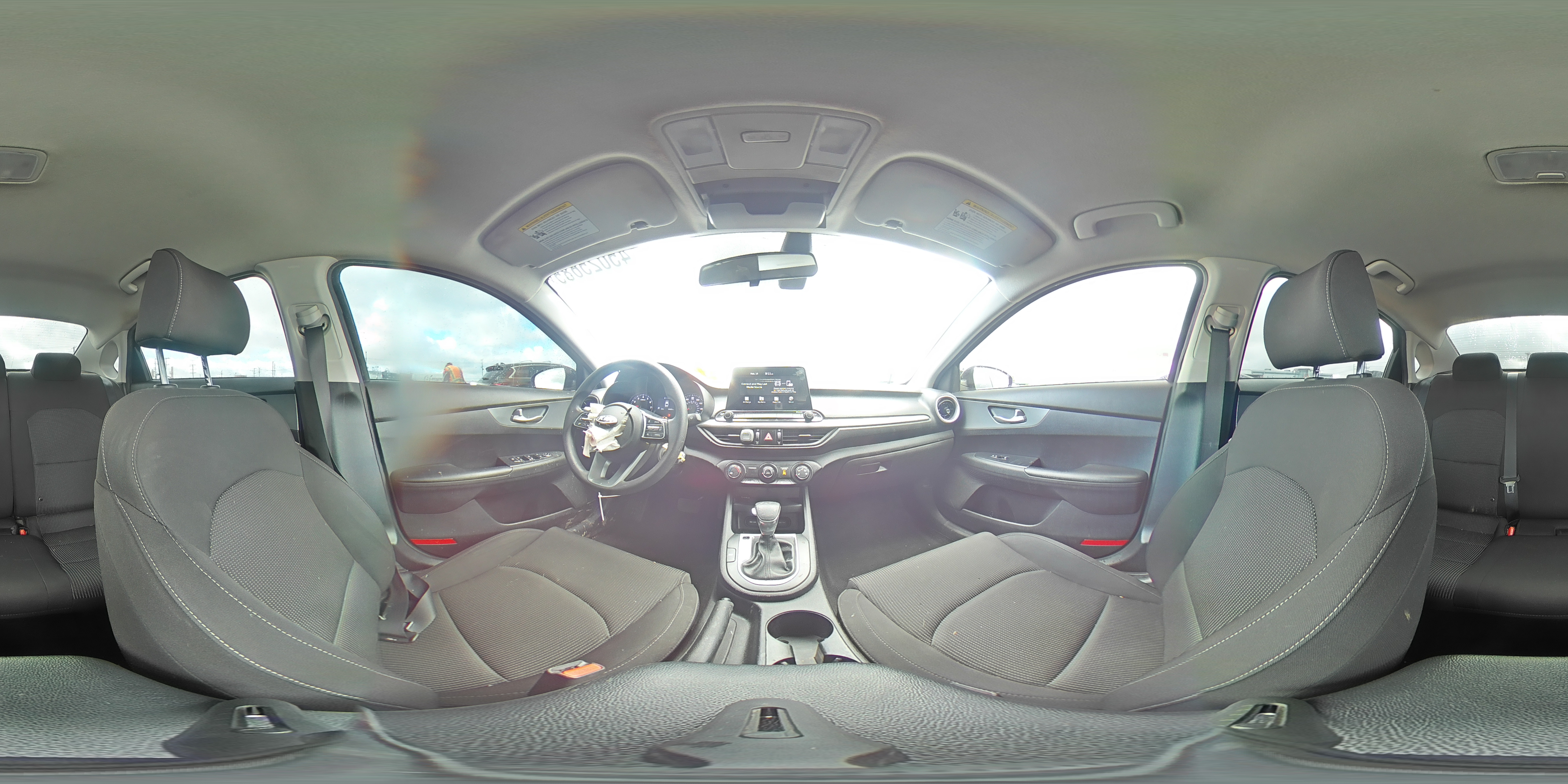 2020 Kia Forte - Image 13
