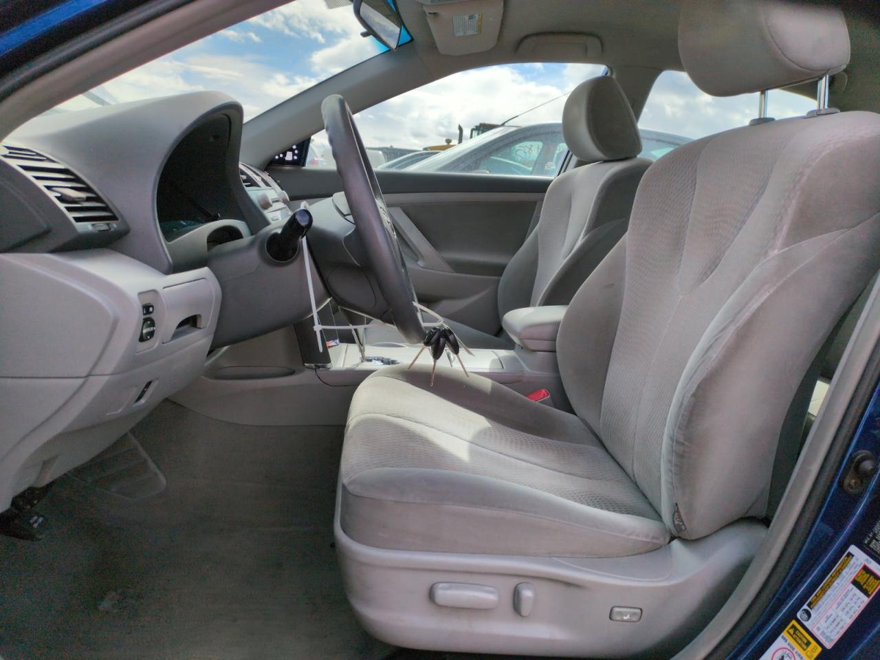 2010 Toyota Camry - Image 7