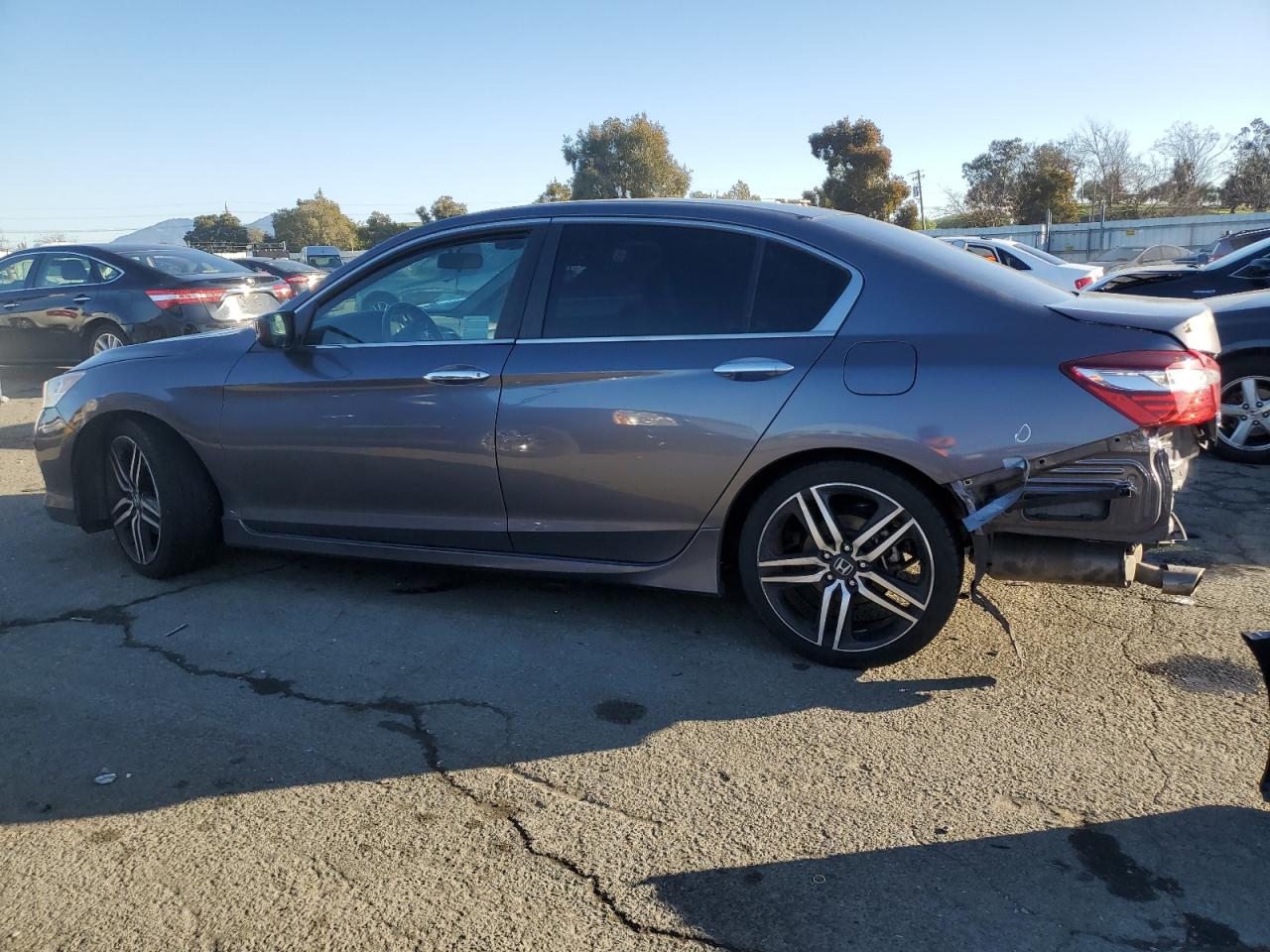 2016 Honda Accord - Image 2