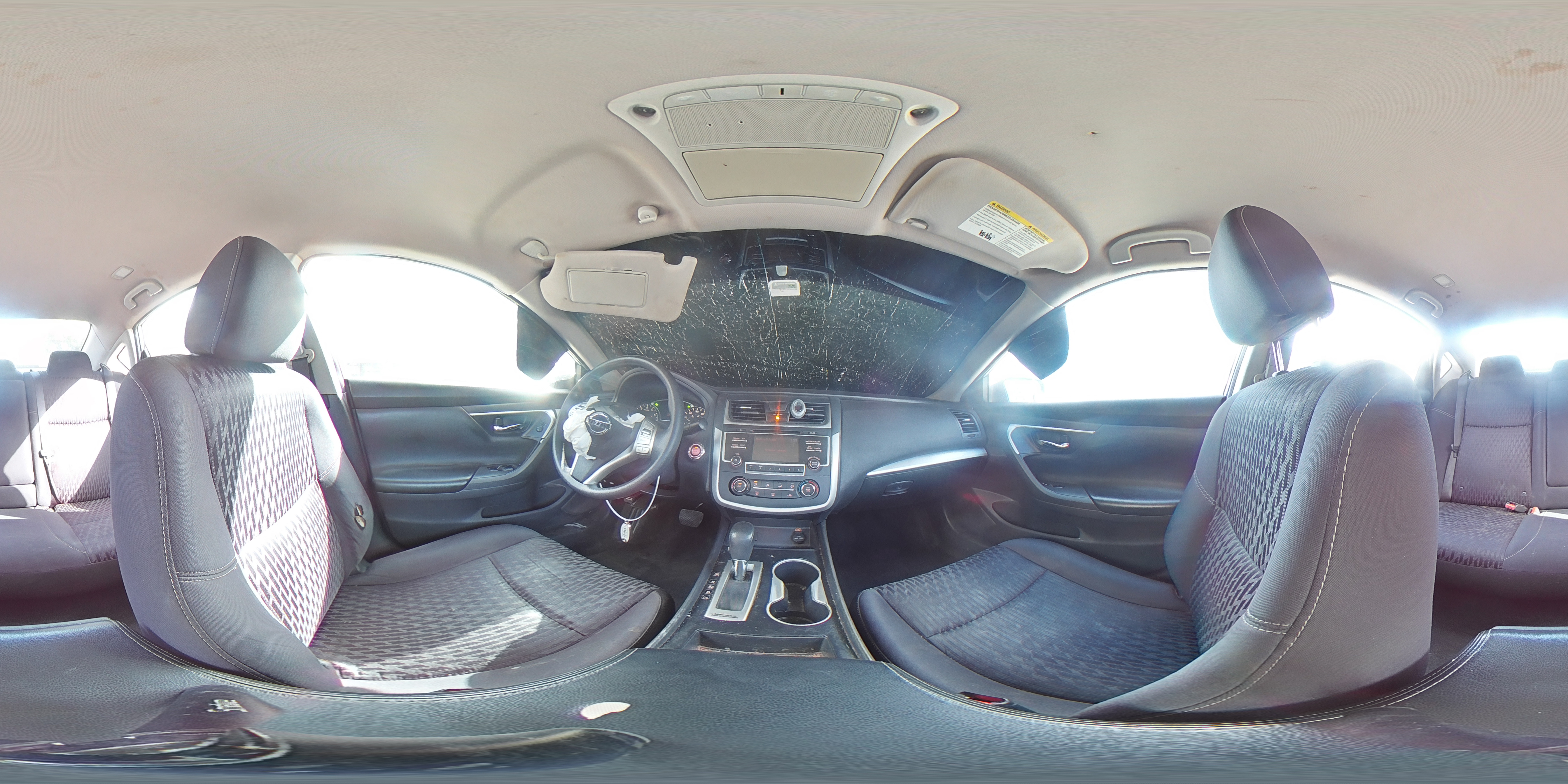 2017 Nissan Altima - Image 13