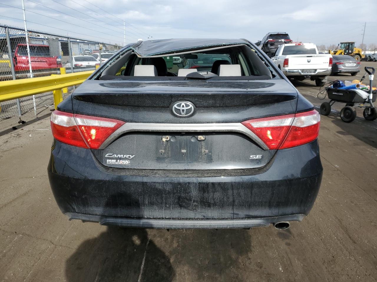 2017 Toyota Camry - Image 6