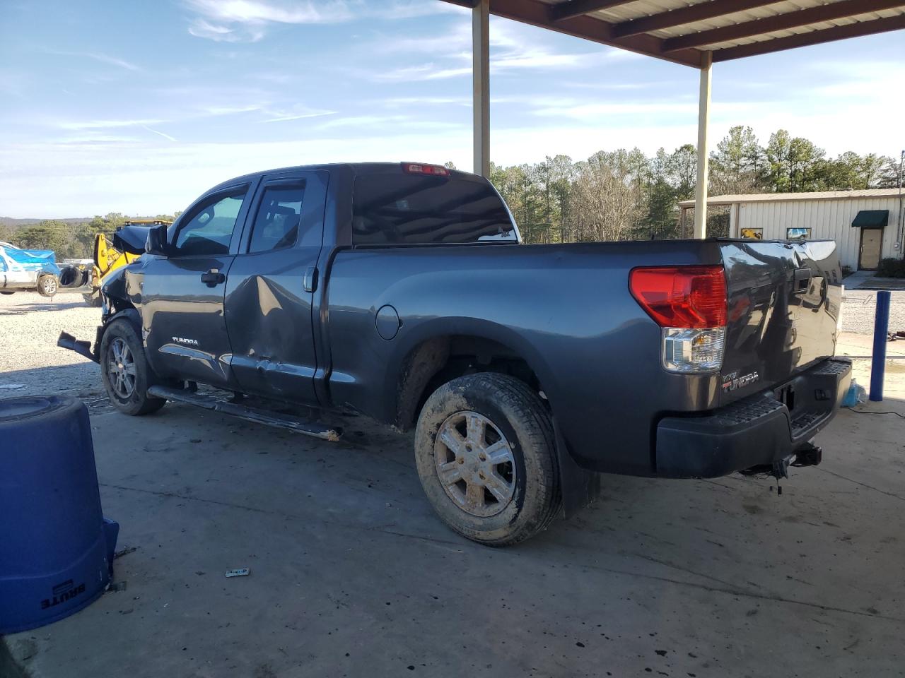 2011 Toyota Tundra - Image 2